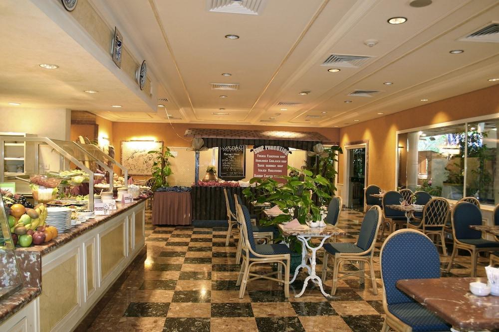 Al Bilad Hotel Джедда Экстерьер фото